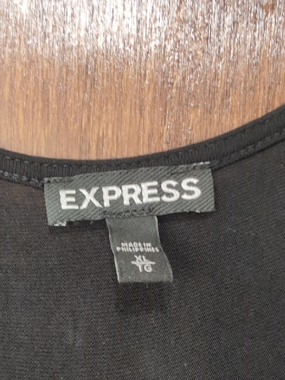 Express Sleeveless Top - Picture 3 of 3